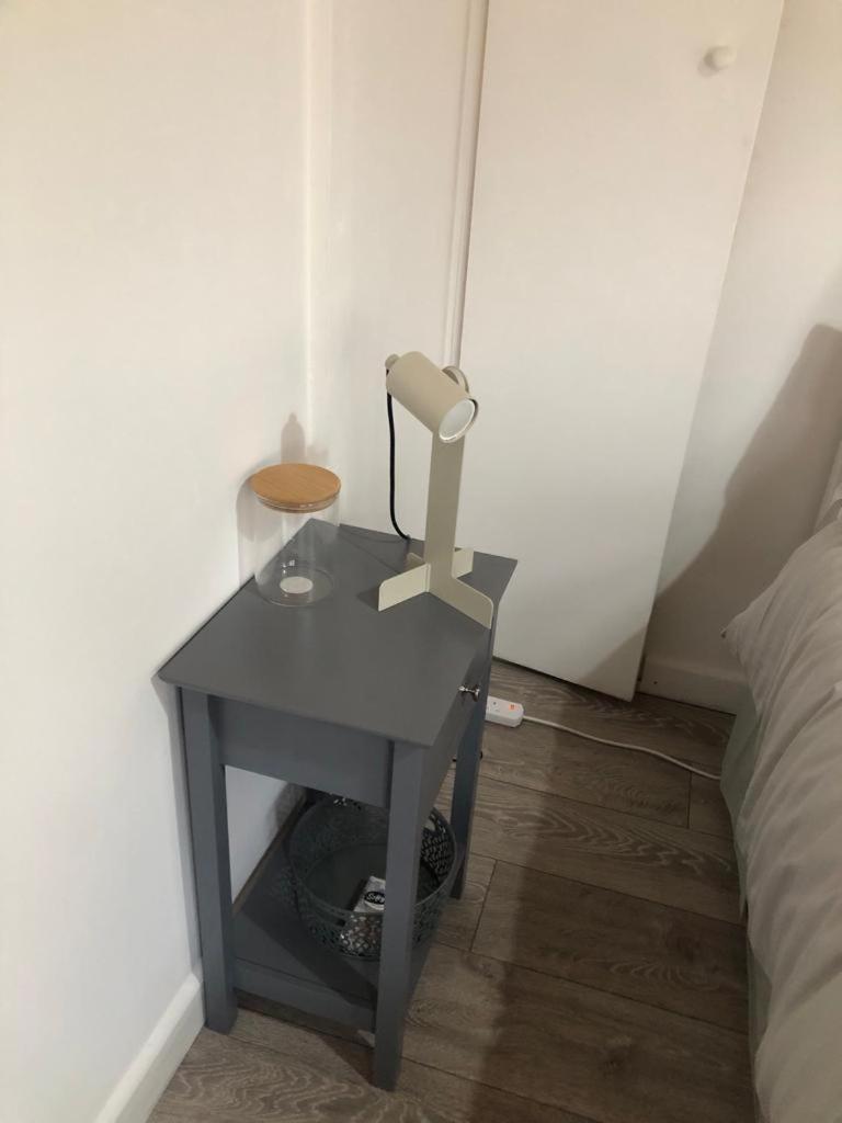 Alpha House Bed and Breakfast London Exteriör bild